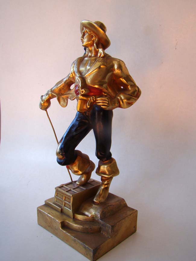 A fine pair of Pirate bookends circa 1930 — image 2